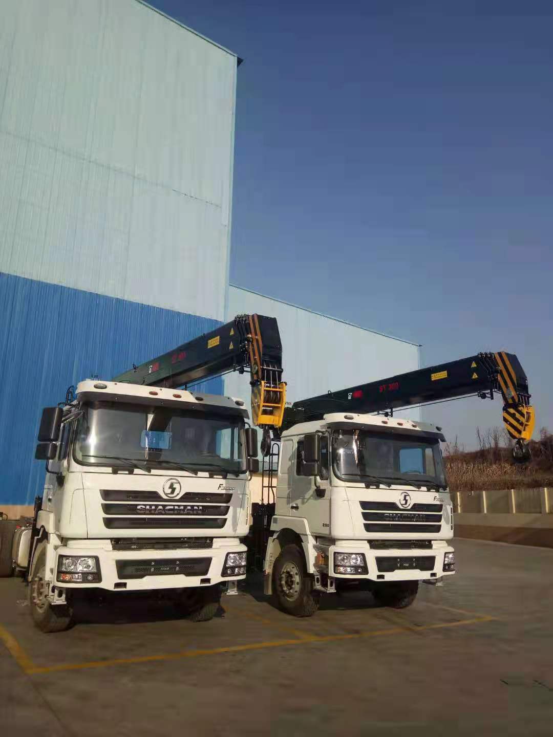SHACMAN F3000 随车起重机 6×4